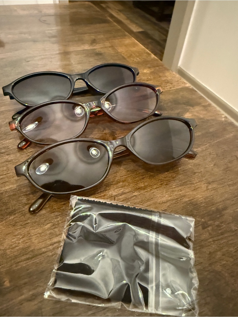 Women's Oval Sunglasses